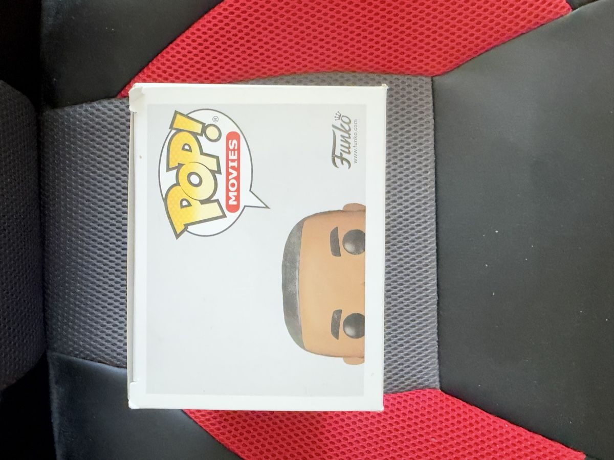 Funko Statuette: Funko Pop! Lebron James – Usato da Genève venduto da helvetic.tcg 3