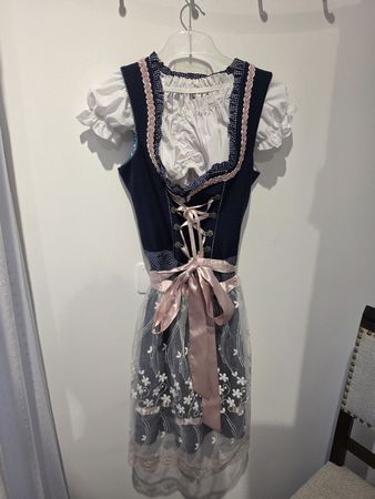 Tracht Dirndl Grösse 38 dunkelblau mit weissem Einsatz neuw