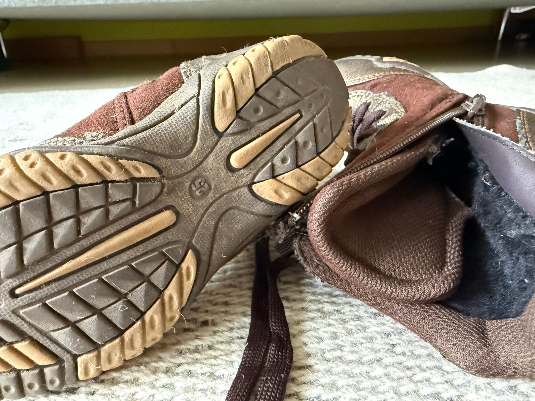 Scarpe per ragazzi: Winterstiefel Gr. 25 – Usato da Wil SG venduto da stonechat 1