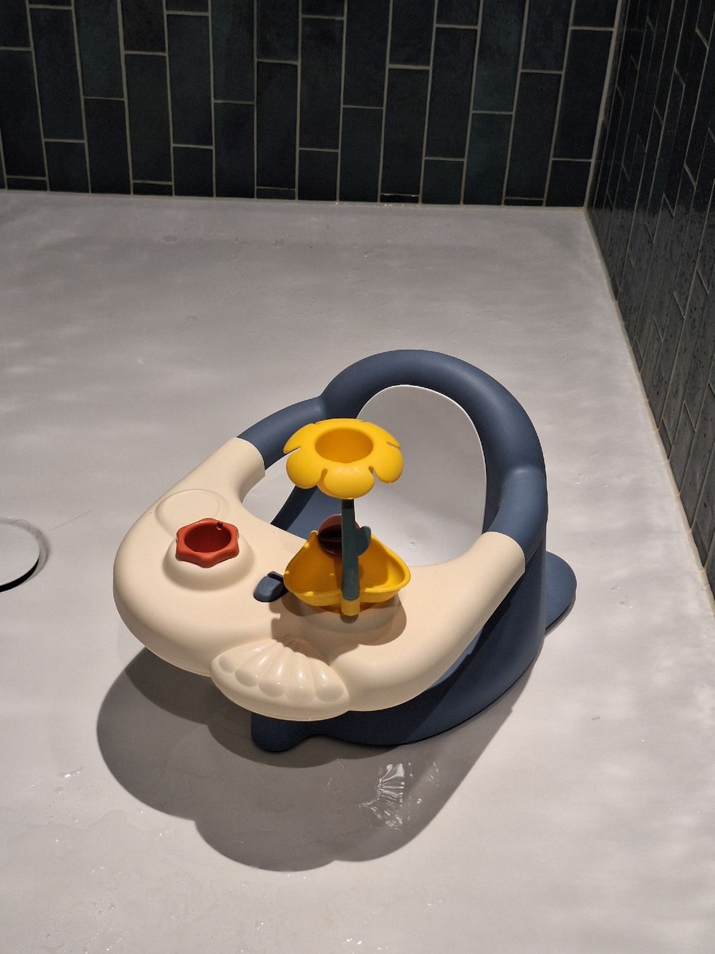 Hocker: Baby Duschsitz – Neu (gemäss Beschreibung) aus Suhr von singultus