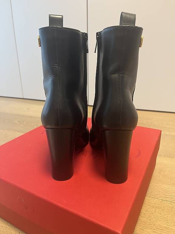 Valentino Scarpe da donna: Schuhe Valentino 38 – Usato da zug venduto da Daniil23 2