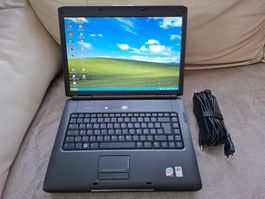 Dell Vostro 1500 15.4 Zoll Windows XP & Office 2007