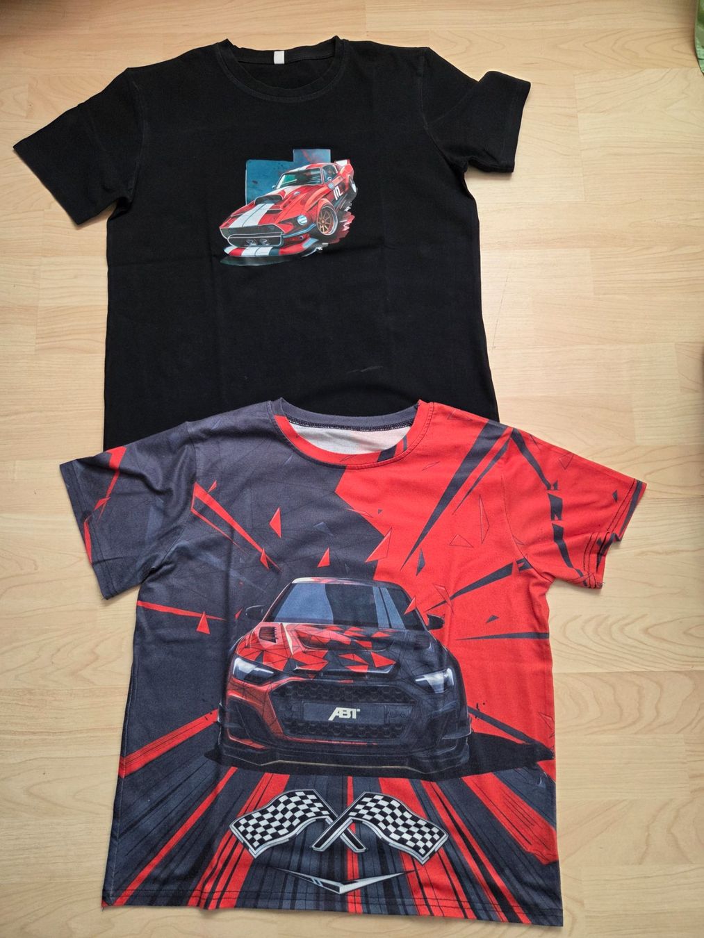 Camicie, T-shirt & Polo: 2 T-Shirts Gr. 170 – Usato da Rothenthurm venduto da nbds