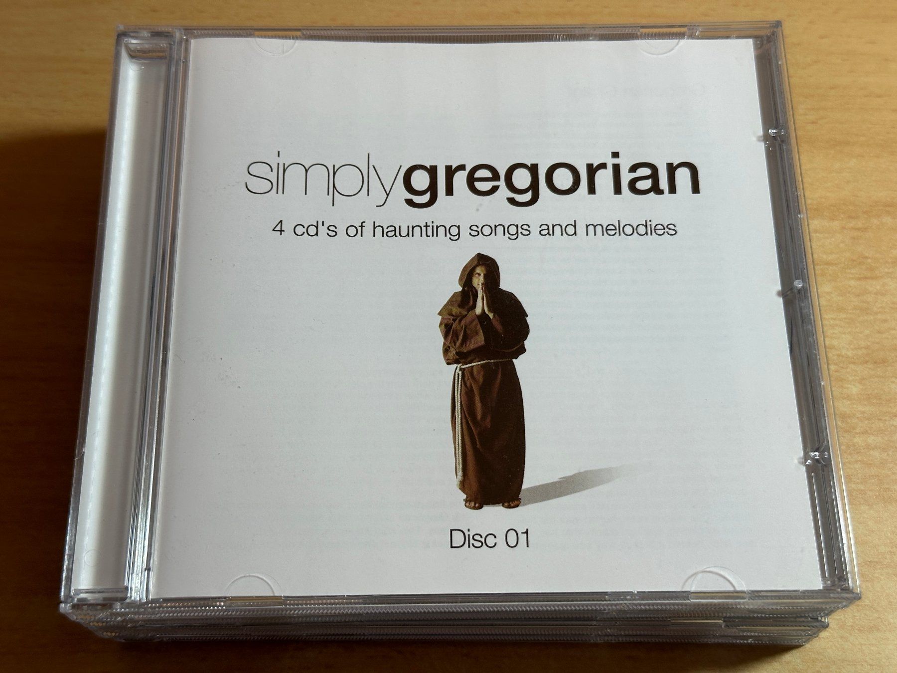 CD: Various – Simply Gregorian - 4 CD – Usato da Rikon im Tösstal venduto da Alpenmutz 2