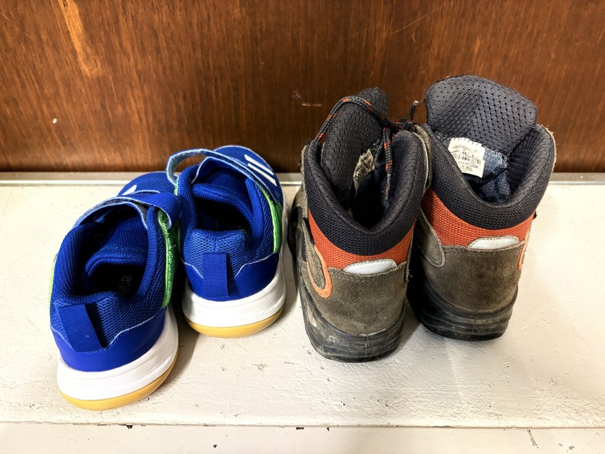 Lowa Scarpe per ragazzi: Wander und turnschuhe Grösse 32 – Usato da Richterswil venduto da Martin01016 1
