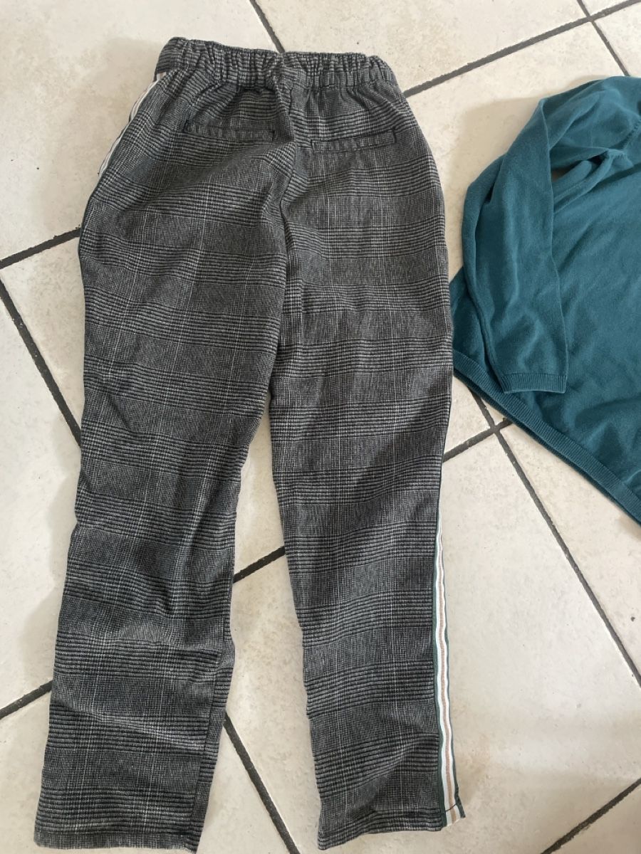 Vertbaudet Lotti & Set di vestiti: Vertbaudet Set Pullover und Hose Gr. 122/128 Mädchen – Usato da Obergerlafingen venduto da cabo4 3