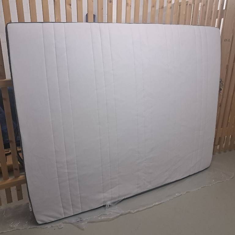 Materassi: Matratze 160×200  – Usato da Neftenbach venduto da sam_jbb5 1