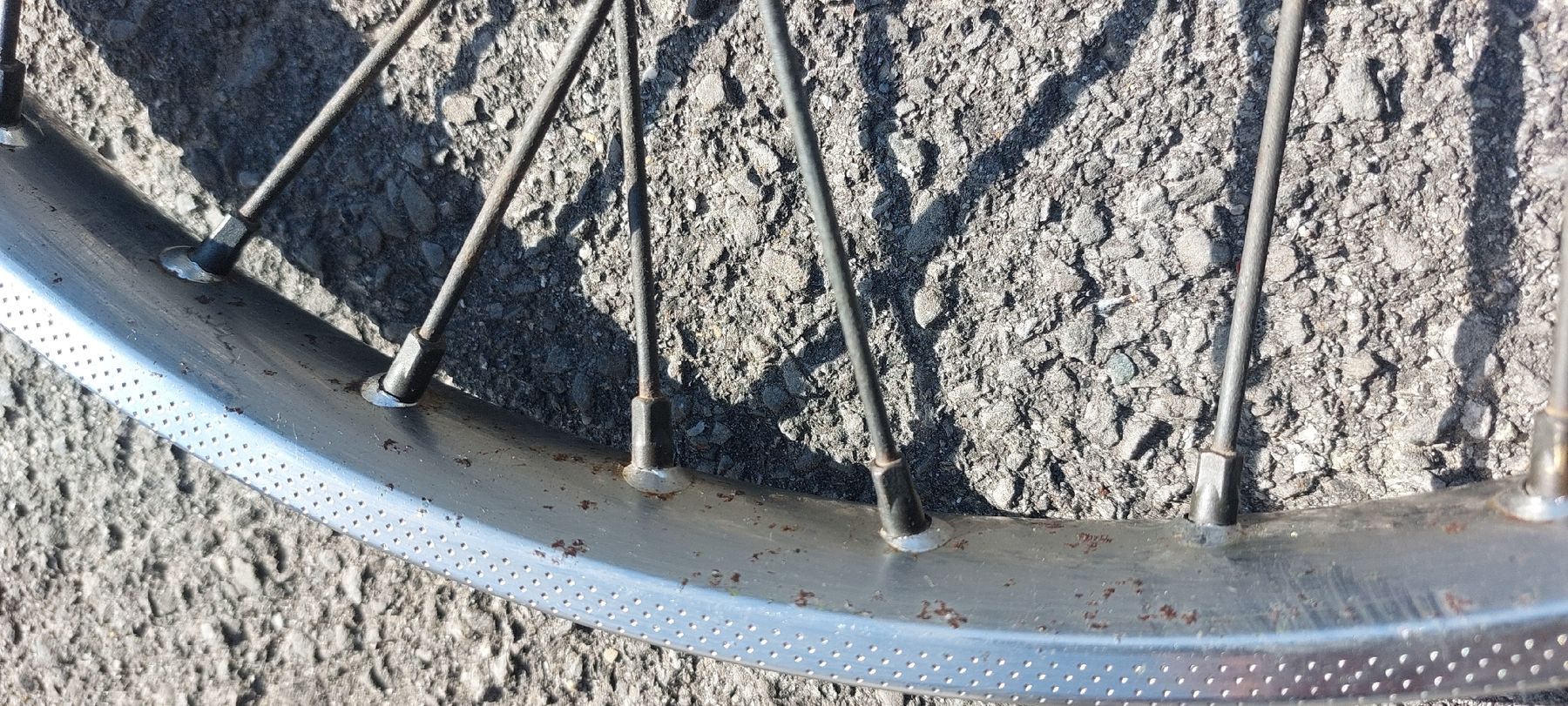 Puch Pneumatici & Ruote complete: puch Vorderrad  – Difettoso da Giswil venduto da Stocki02 4