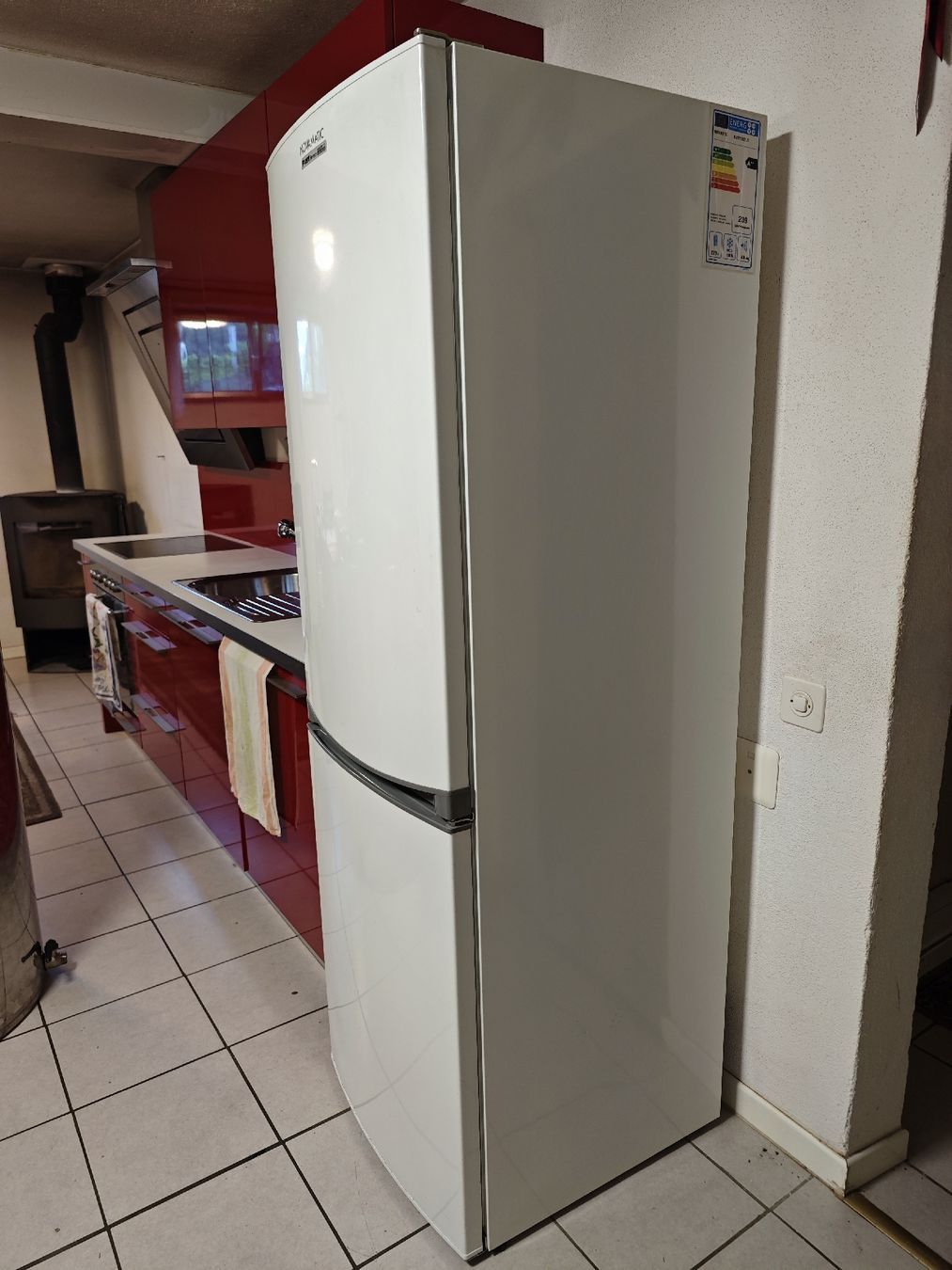 Novamatic Kühlschrank: Frigorifero combinato Novamatic KSTF337.3 A++ – Gebraucht aus Comano von Mary922 3