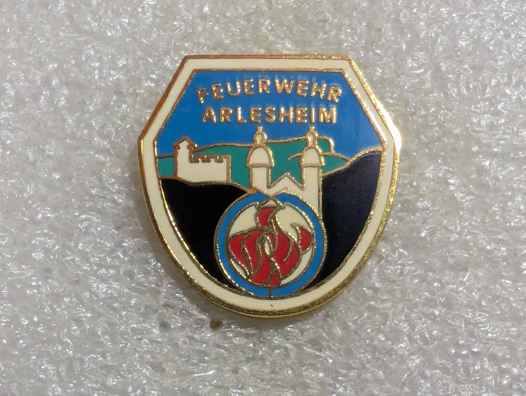 Placchette & Badge: Ansteckpin 155: Feuerwehr Arlesheim – Usato da Oppligen venduto da Pin-Fall-Shop