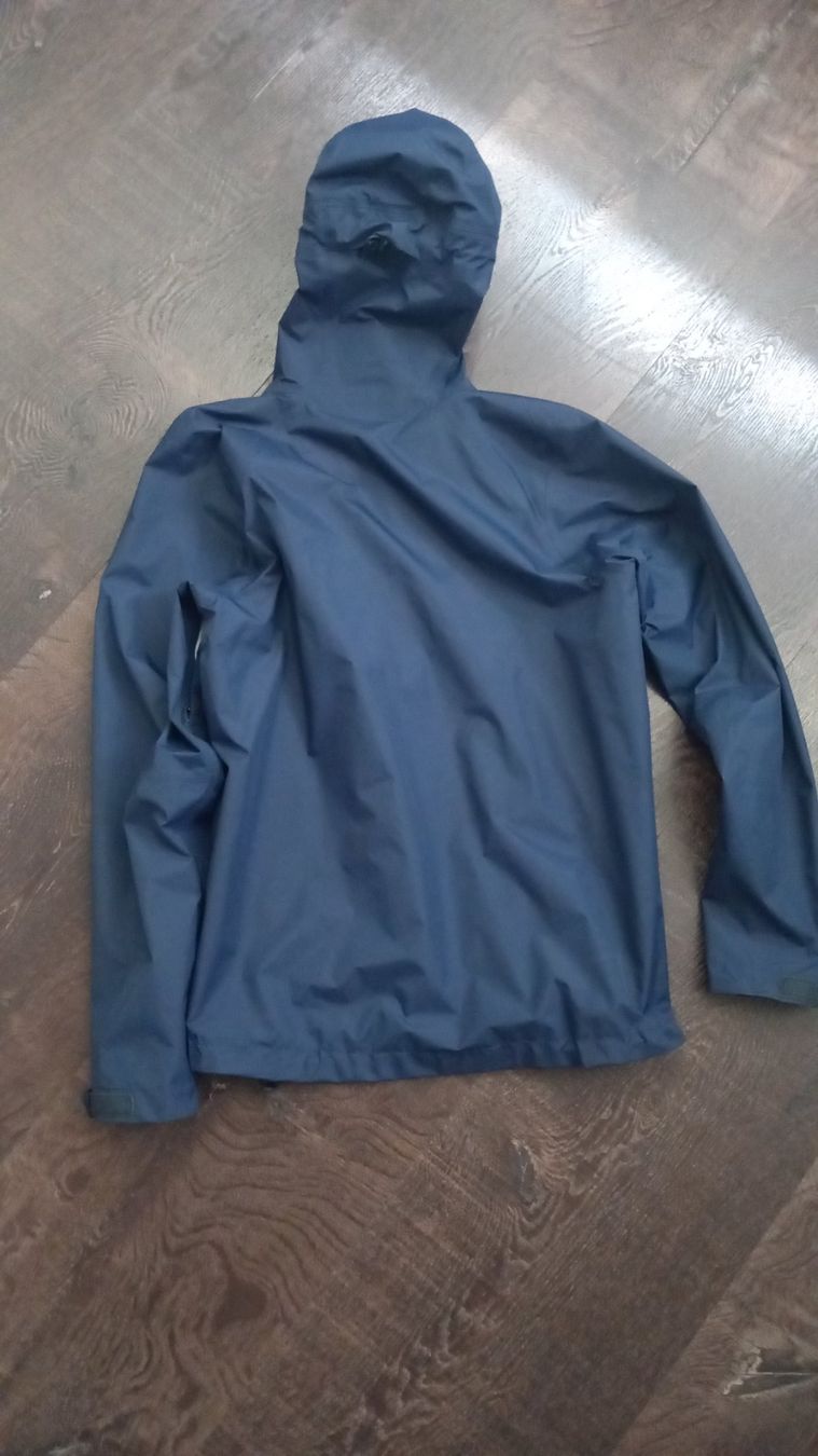 Patagonia Giacche: Patagonia Torrentshell 2.5L Gr.S – Nuovo (secondo la descrizione) da Luzern venduto da S.R.00 1