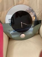 Spezielle Wanduhr mit Pendel
