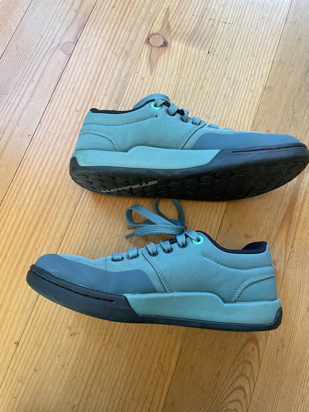 Damenschuhe: Five Ten Freerider Pro (Grösse 38 2/3) – Gebraucht aus Neftenbach von marco11199 1