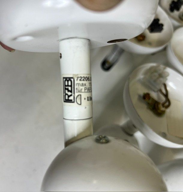 Lampen: 19 weisse Spots RZB made in Germany – Gebraucht aus Zürich von gigimai67 3