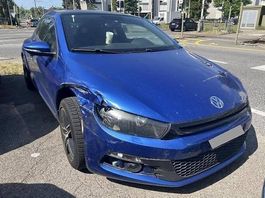 Vw SCIROCCO 1.4 tsi mit Schaden.