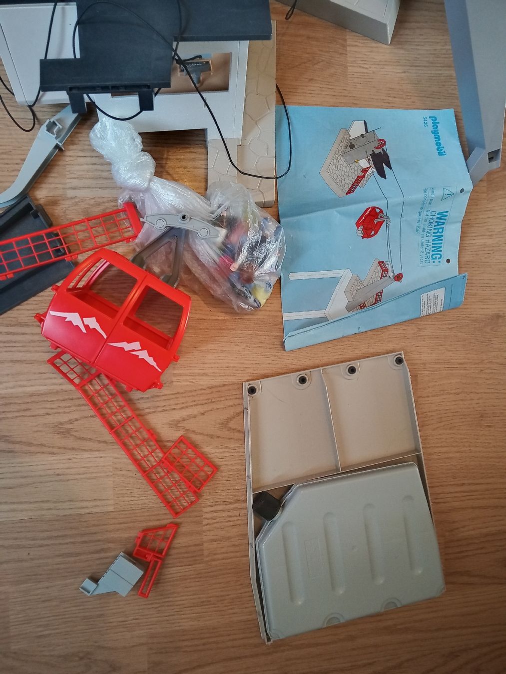 Playmobil Giocattoli: Playmobil Seilbahn gebraucht – Usato da Rehetobel venduto da Modi98 2