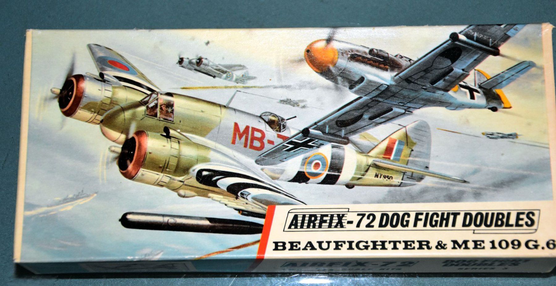 Kits de montage: Beaufighter Me-109 DUO – Neuf (Voir description) à Liestal par estreiter