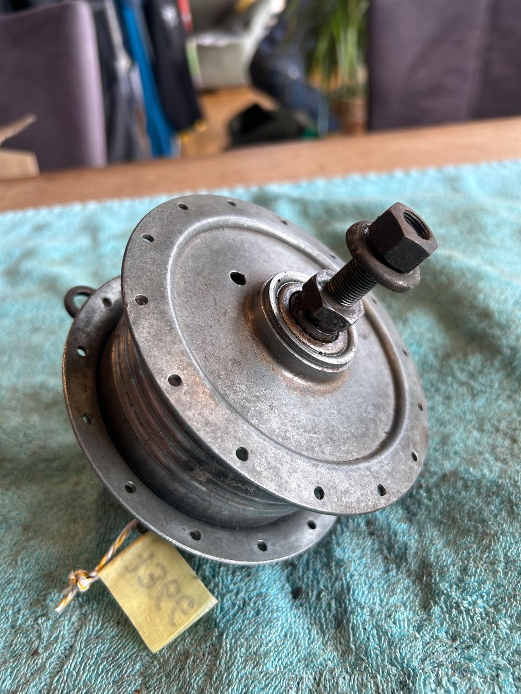 Sachs Parti ricambio per ciclomotori: Sachs Mofa Speichen Vorderradnabe – Usato da Fahrni b. Thun venduto da berger_tuning34 1