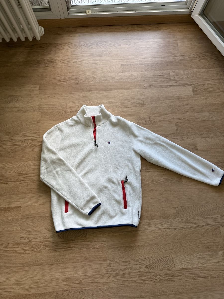 Champion Maglioni & Felpe: Champion Fleece Pullover weiss – Usato da Au ZH venduto da flo_b2cl