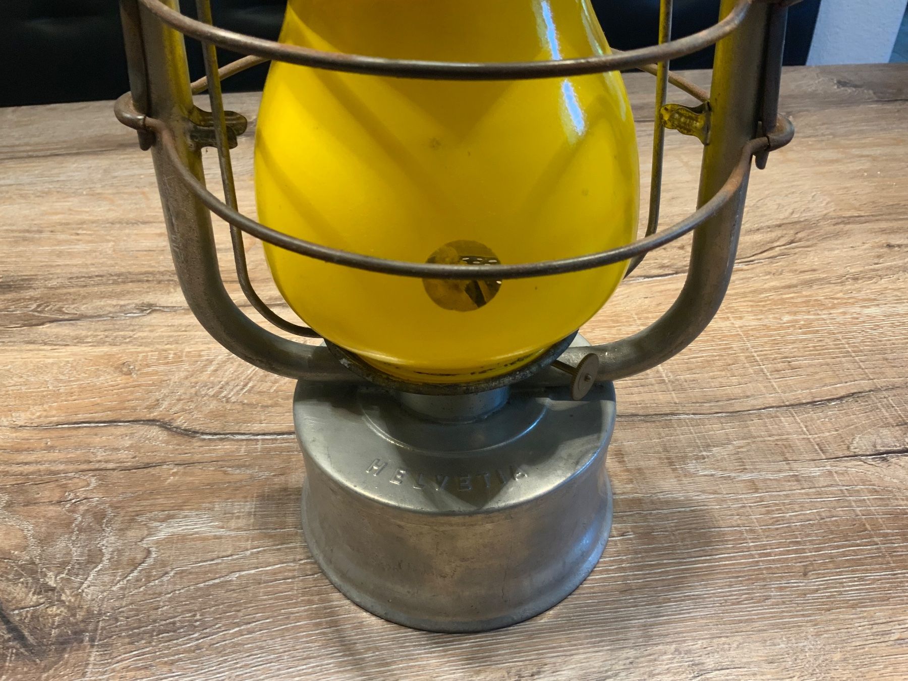 Sonstige Gartendekorationen: Petroleumlampe HELVETIA – Gebraucht aus Willisau von  1
