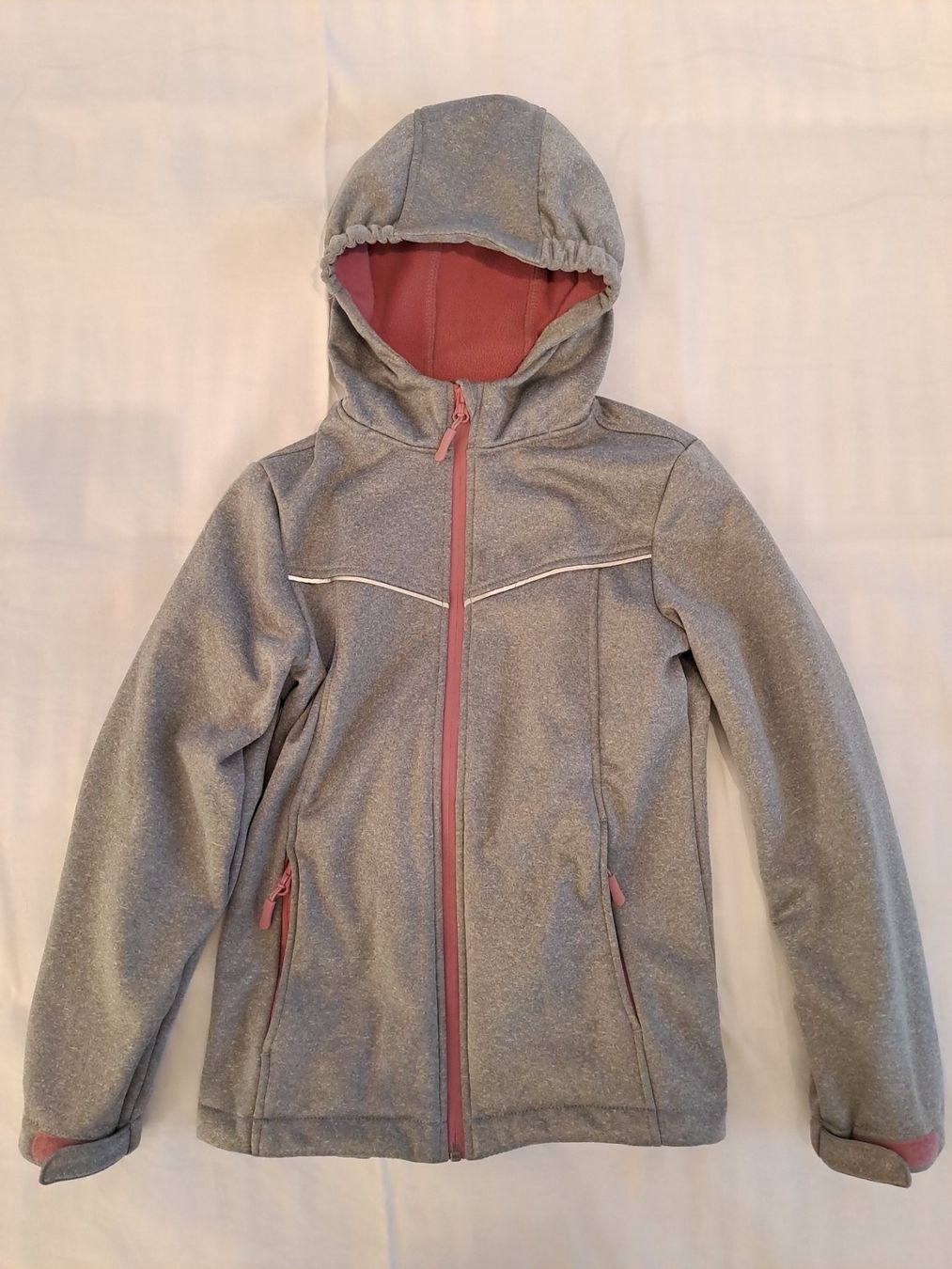 Jacken & Mäntel: Softshell Jacke für Mädchen Gr. 146 Grau/Rosa – Gebraucht aus Münsingen von Mi-Lu