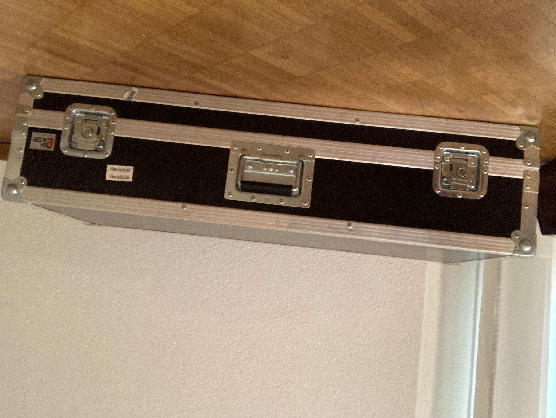 Reisekoffer: Keyboard Flight-Case 102 x 45, 5 x 25.5 – Gebraucht aus zürich von Scaramouche 1