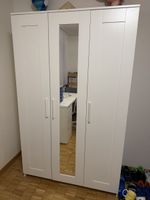 Kleiderschrank