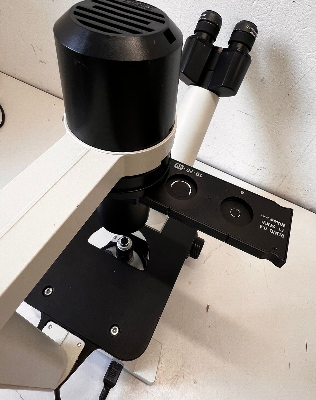 Nikon Microscopi: Nikon Eclipse TS100 Inverted Phase Contrast Mikroskop – Usato da Niederdorf venduto da LeptonAG_Labor 7