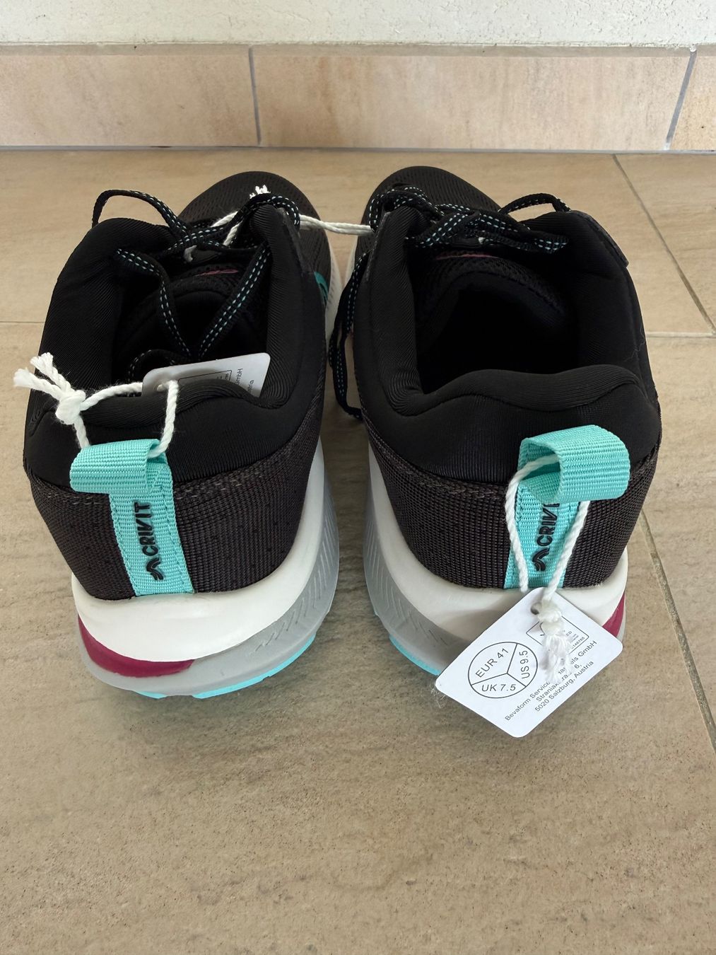 Scarpe da donna: Baskets femme Crivit noir, p.41 – Nuovo (secondo la descrizione) da St-Gingolph venduto da GoldenKeys 2