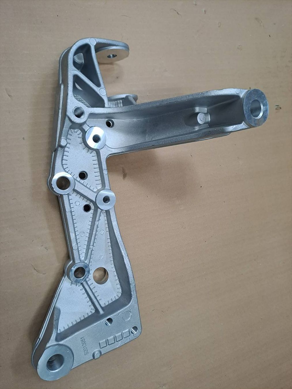Tutti pezzi di ricambio auto: Querlenkerbefestigung Audi/Seat/Skoda/VW – Nuovo e nell'imballaggio originale da Reichenburg venduto da T864RX 1