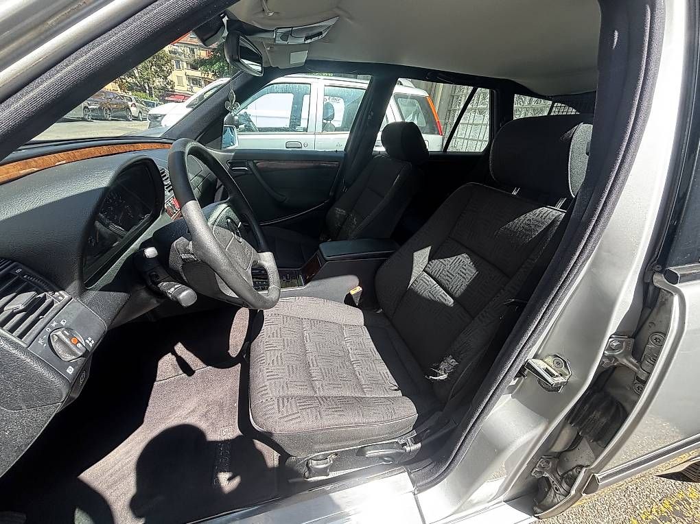 Mercedes-Benz Automobili: Merceded w202 C240 – Usato da Genève venduto da Muki_GE 1