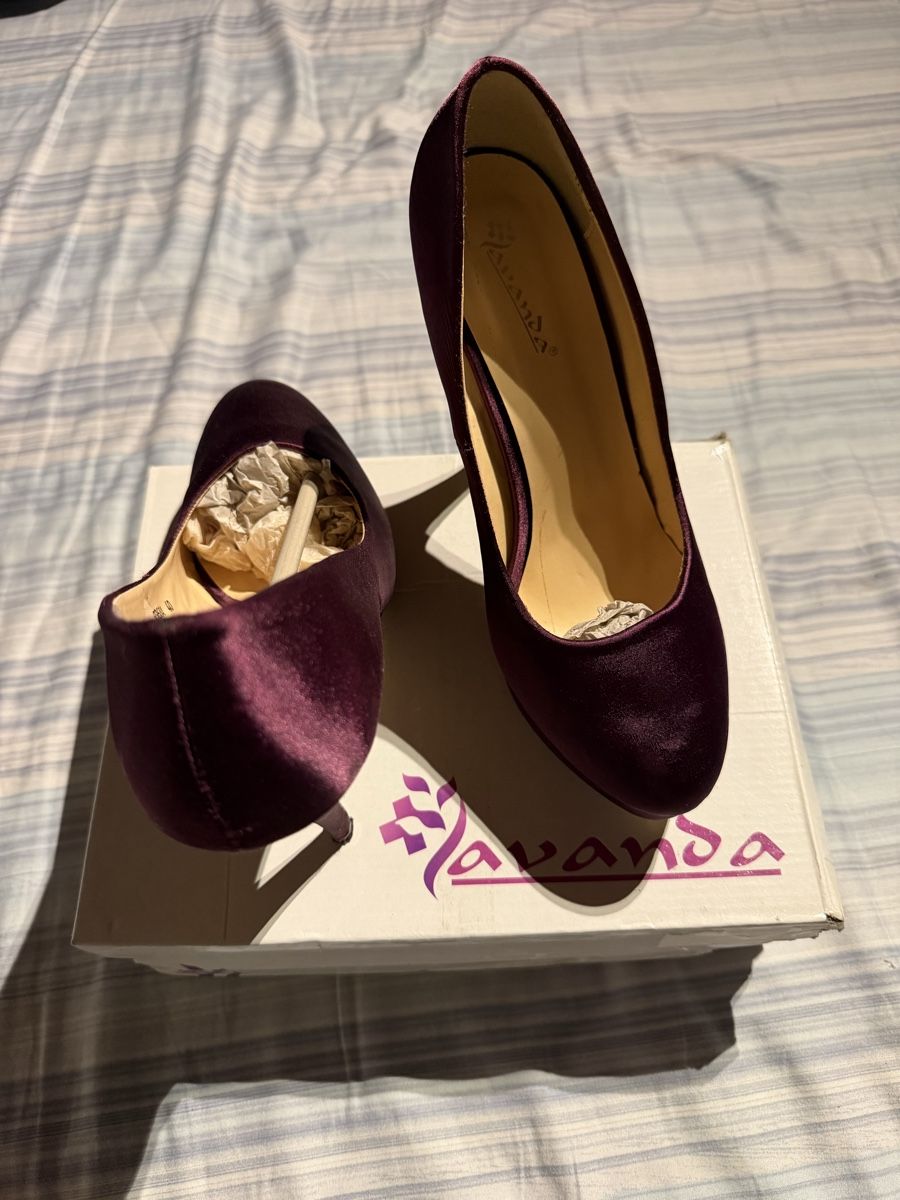 Scarpe da donna: Escarpins satinées – Usato da Chancy venduto da dia_tb2t