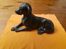 Bronzefigur Hund
