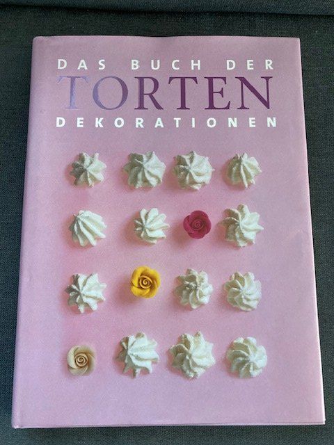 Libri: 1 Das Buch der Torten Dekorationen – Usato da Richterswil venduto da Hausi12