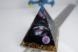 Turmalin Buddha    Orgonit - Pyramide 5 cm  ab 6.-  !!