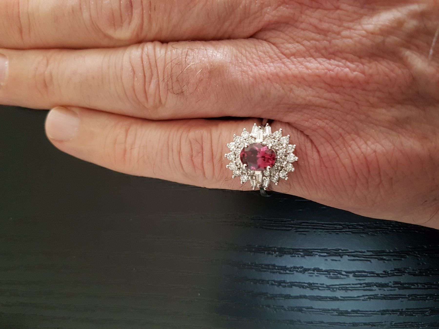 Ringe: Ring aus 14K mit Turmalin+Diamanten NEU – Neu und originalverpackt aus KLOTEN von Luxurious-Shop