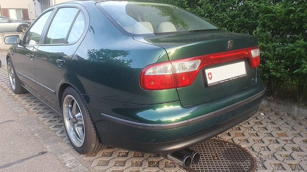 Seat Automobili: SEAT TOLEDO 2.3i 20V 170 Executive – Usato da Basel venduto da ser_q9qm 1