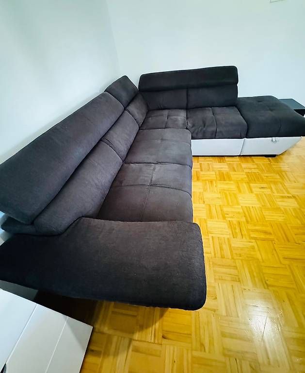 Conforama Divani: Ecksofa - mit Schlaffunktion, im gute Zustand – Usato da Fislisbach venduto da marcelwrc 1