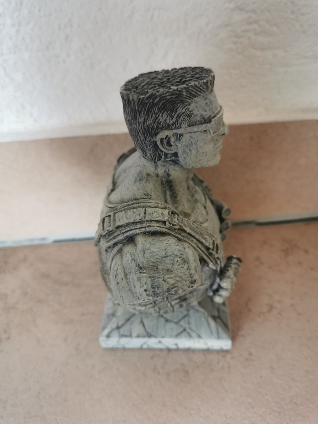 Statuette: Figur Duke Nukem – Usato da Stüsslingen venduto da Grabesstampfer 1
