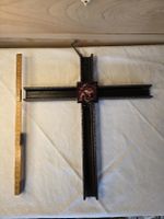 Kreuz aus Eisen
