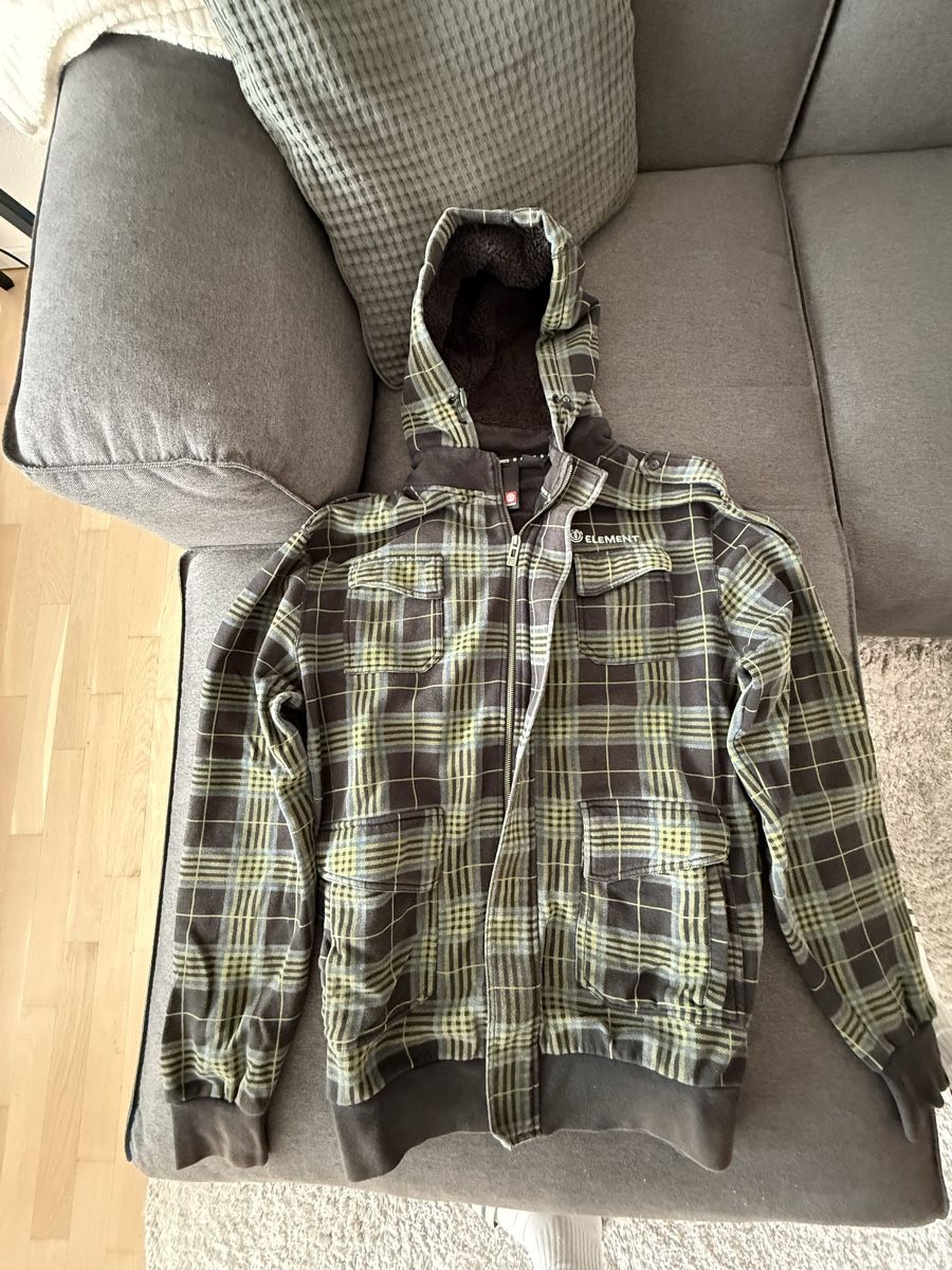 Element Giacche: Element Kapuzenjacke Grösse XL – Usato da Bülach venduto da ale_sjd7 5
