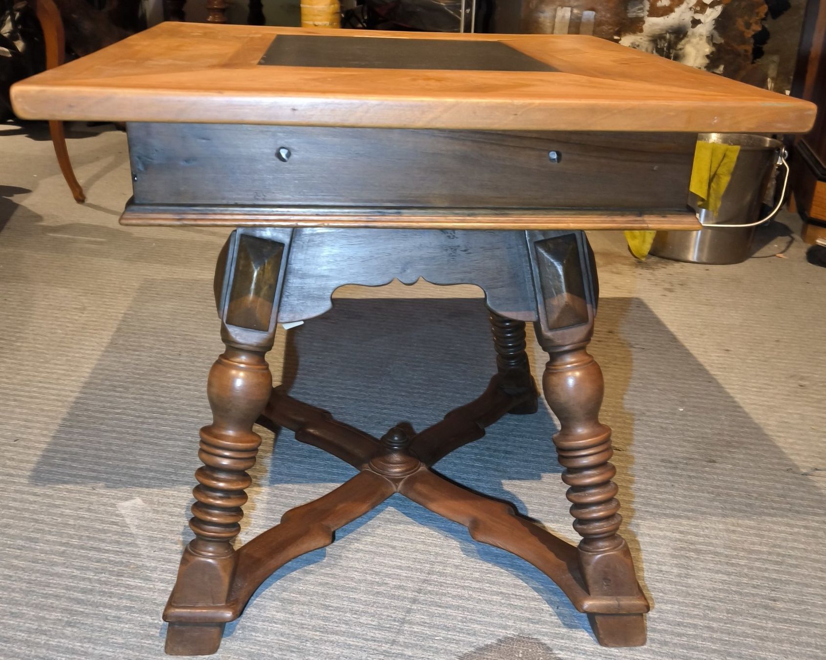 Tables: Antiker Tisch mit Schieferplatte ca. 1920 Ja. – D'occasion à Rorschacherberg par snOOpydOg11 4