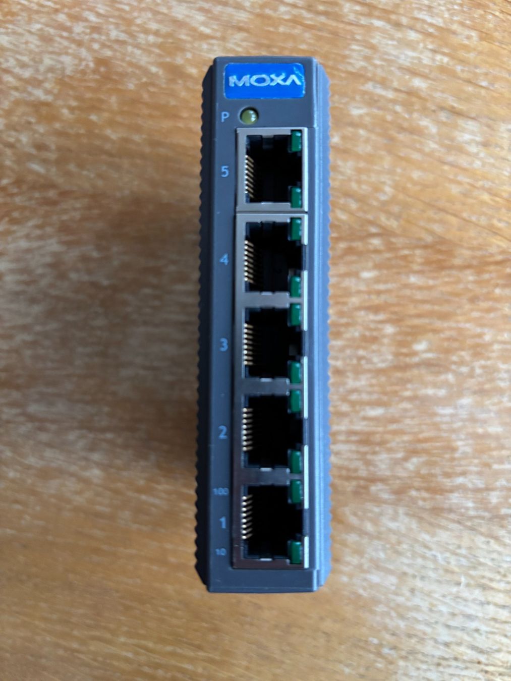 Hub & Switch: Industrieswtich MOXA – Usato da Biberist venduto da Oberwald45