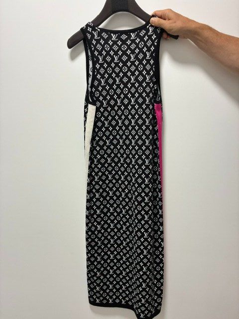 Louis Vuitton Vestiti: Körpernahes Kleid Louis Vuitton Gr. S – Nuovo (secondo la descrizione) da Valbella venduto da Ischka01 1