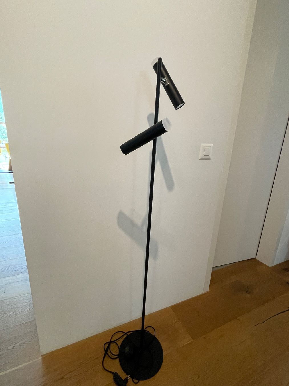 Lampade: Stehlampe vier strahlig, timmbar,schwarz – Nuovo (secondo la descrizione) da Samedan venduto da Ladina2010