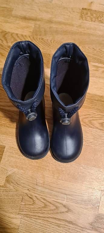 Scarpe per ragazzi: Gummistiefel Gr 25 – Usato da Thalwil venduto da manuela_balett 1