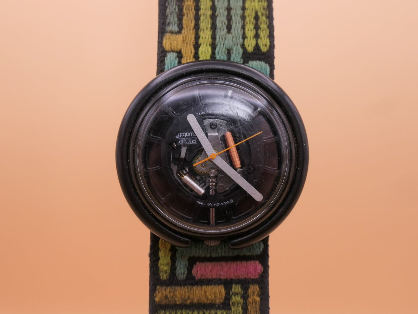 Swatch Orologi: Swatch POP "Rote Lichter" BB108, 1988, neue Batterie – Usato da Thun venduto da CHRONOTIKA