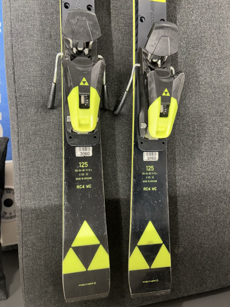 Fischer Skis: Fischer Jugend Rennski  – Gebraucht aus Greppen von Josiehuerlimann 3
