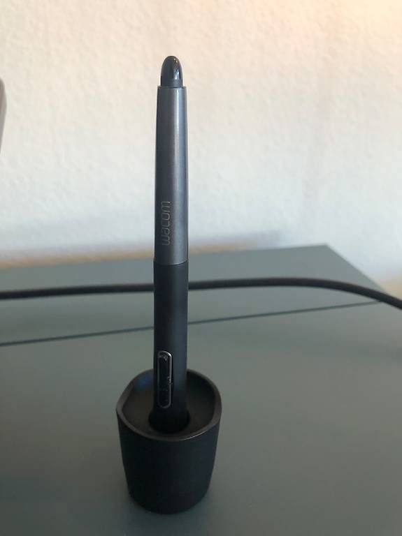 Wacom Tablet PC: Wacom Cintiq 27QHD Touch Stiftdisplay – Gebraucht aus Aarau von saglat 2