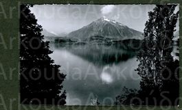 AK sw am Thunersee BE mit Niesen,Kandertal ≈ 1955